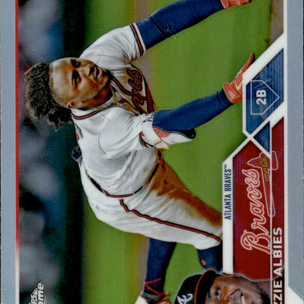2023 Topps Chrome #196 Ozzie Albies Refractors