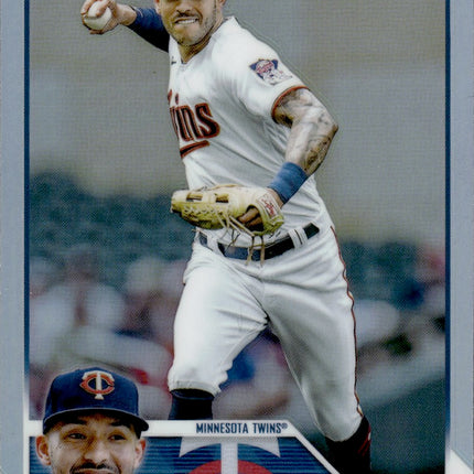 2023 Topps Chrome #140 Carlos Correa Refractors